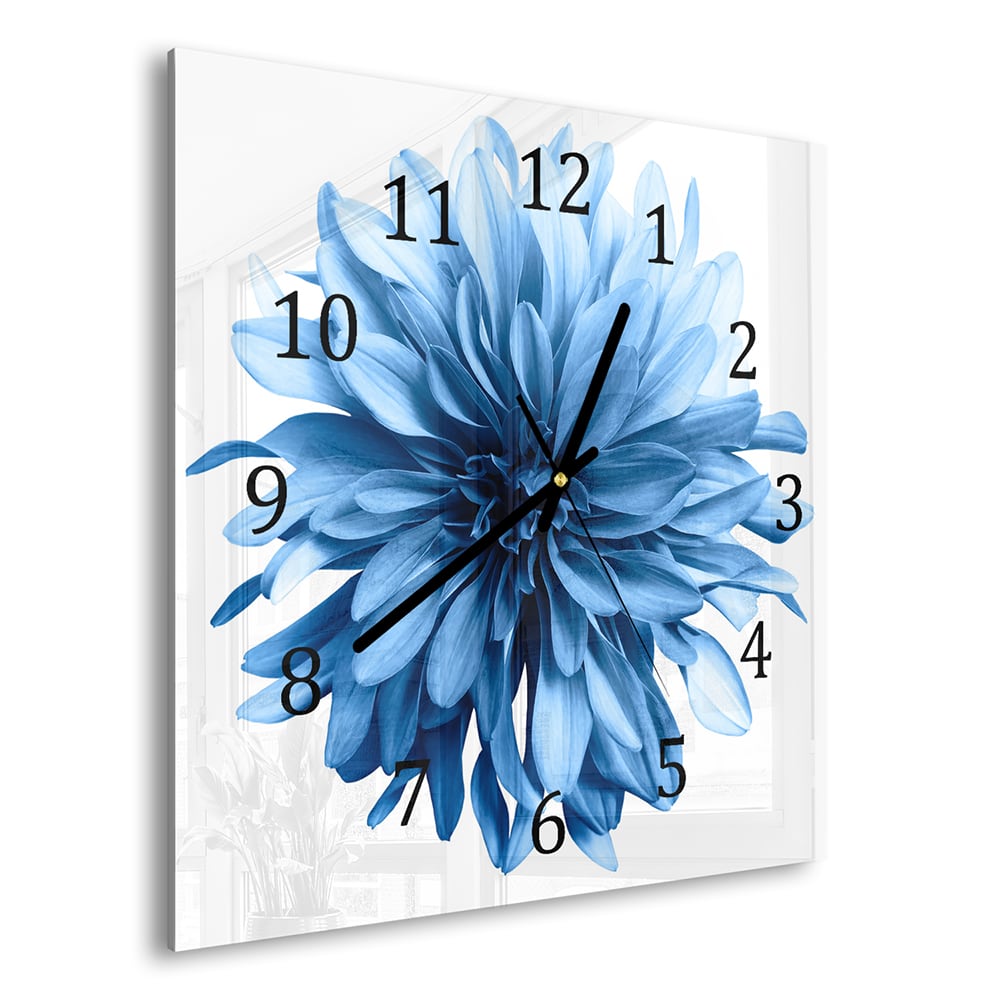 Wanduhr 30x30 - Hellblaue Dahlie