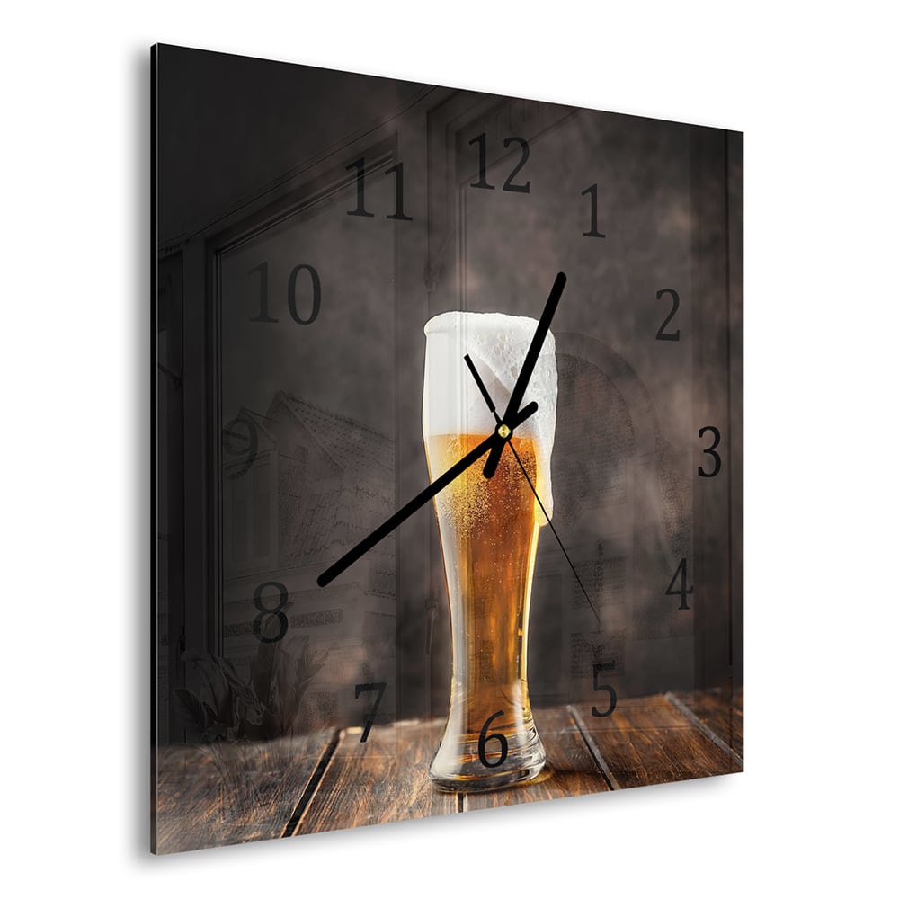 Wanduhr 30x30 - Erfrischendes Bier