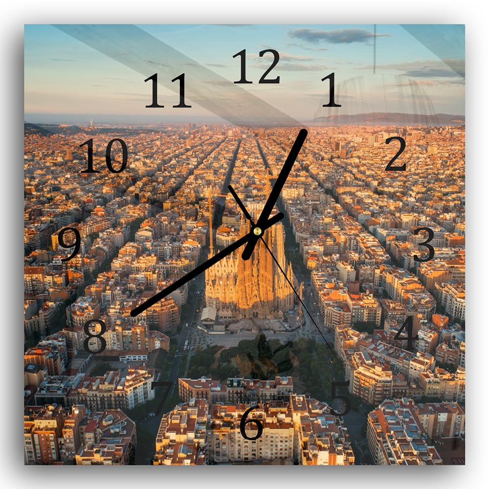 Wanduhr 30x30 - Luftaufnahme der Sagrada Familia
