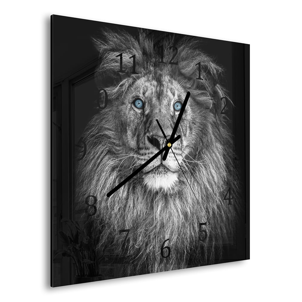 Wanduhr 30x30 - Löwe mit blauen Augen