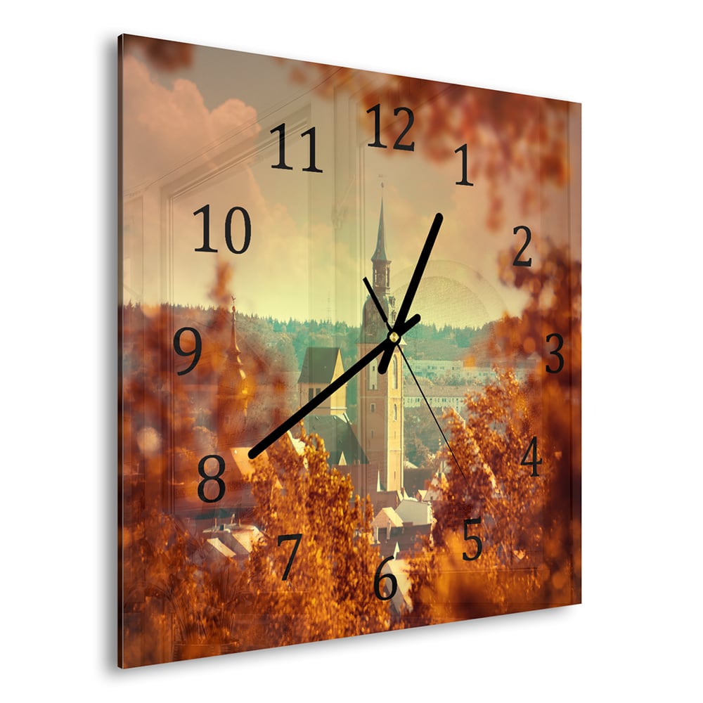 Wanduhr 30x30 - Kirche im Herbst