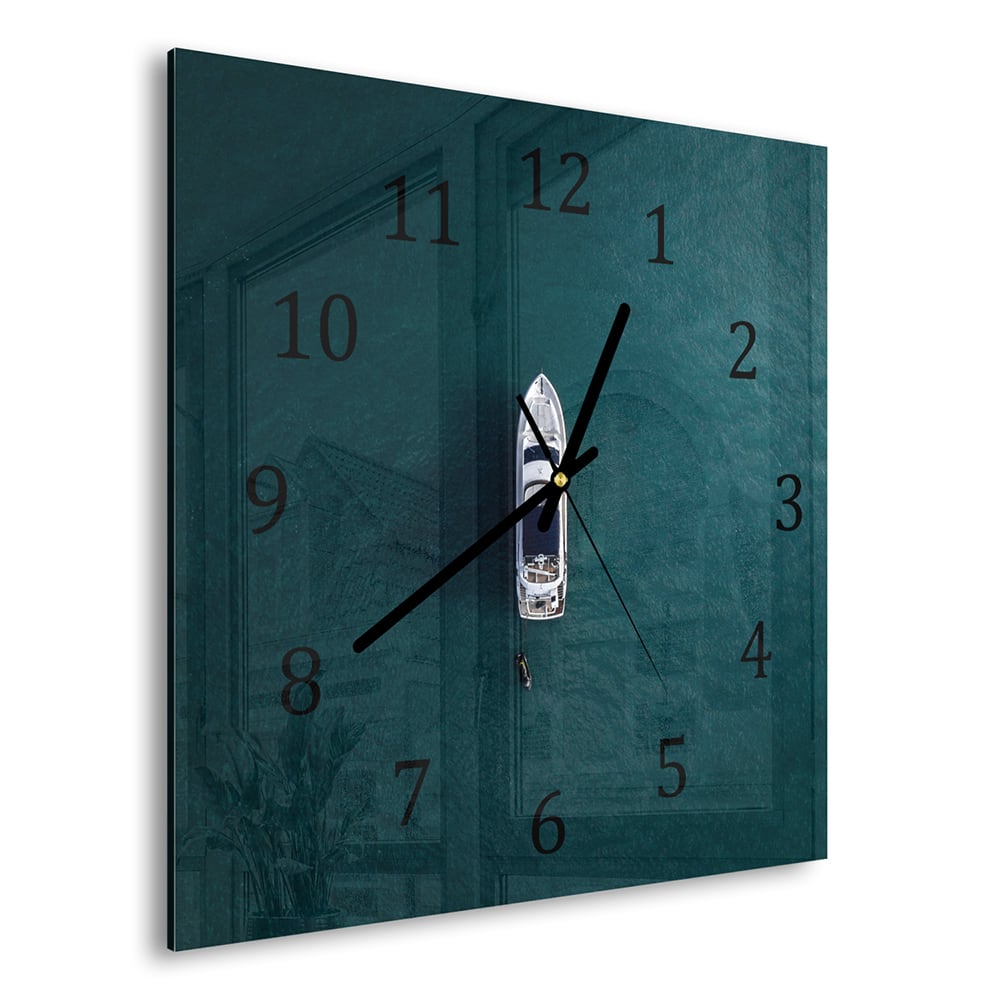 Wanduhr 30x30 - Jacht im Ozean