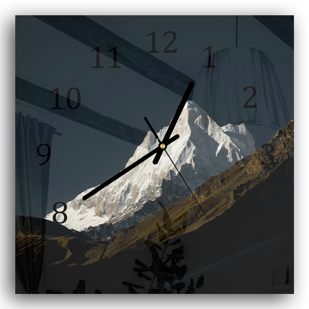 Wanduhr 30x30 - Schneebedeckte Bergspitze
