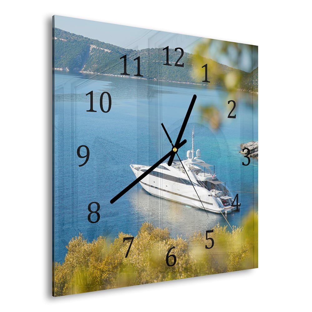 Wanduhr 30x30 - Jacht vor Anker