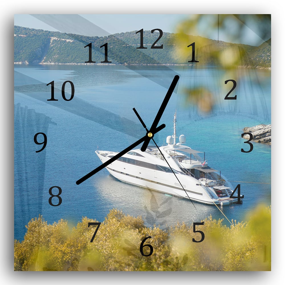 Wanduhr 30x30 - Jacht vor Anker