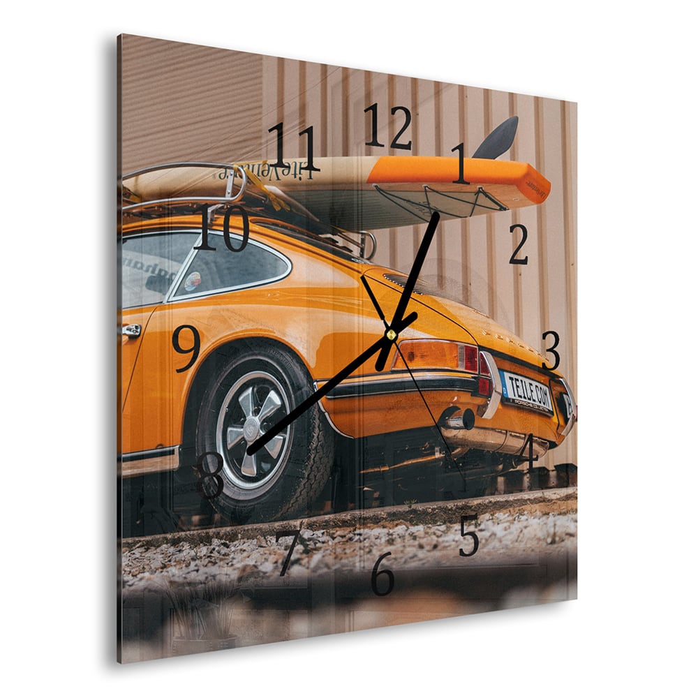 Wanduhr 30x30 - Porsche mit Surfbrett
