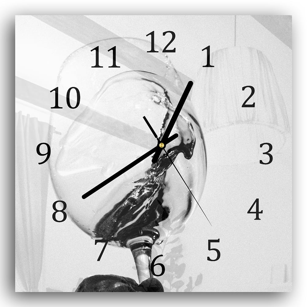 Wanduhr 30x30 - Wein in Schwarz-Weiß