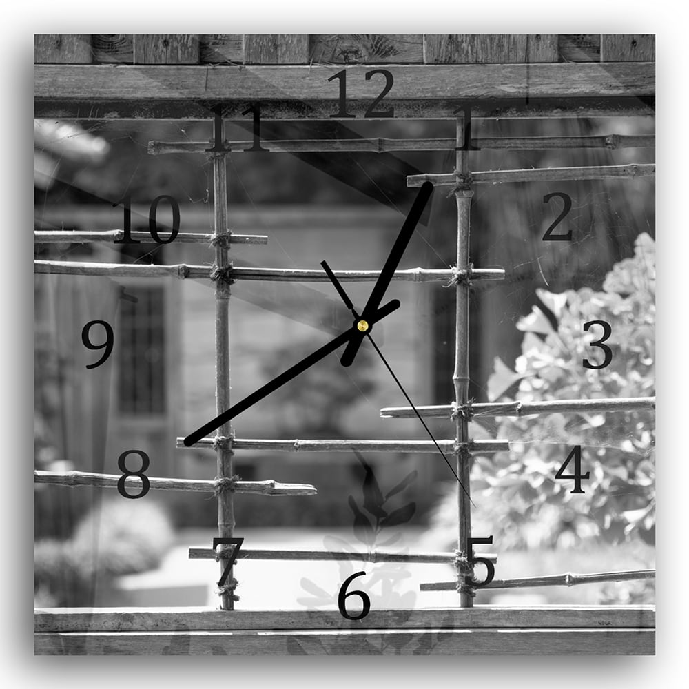 Wanduhr 30x30 - Schwarz-weiß Fenster