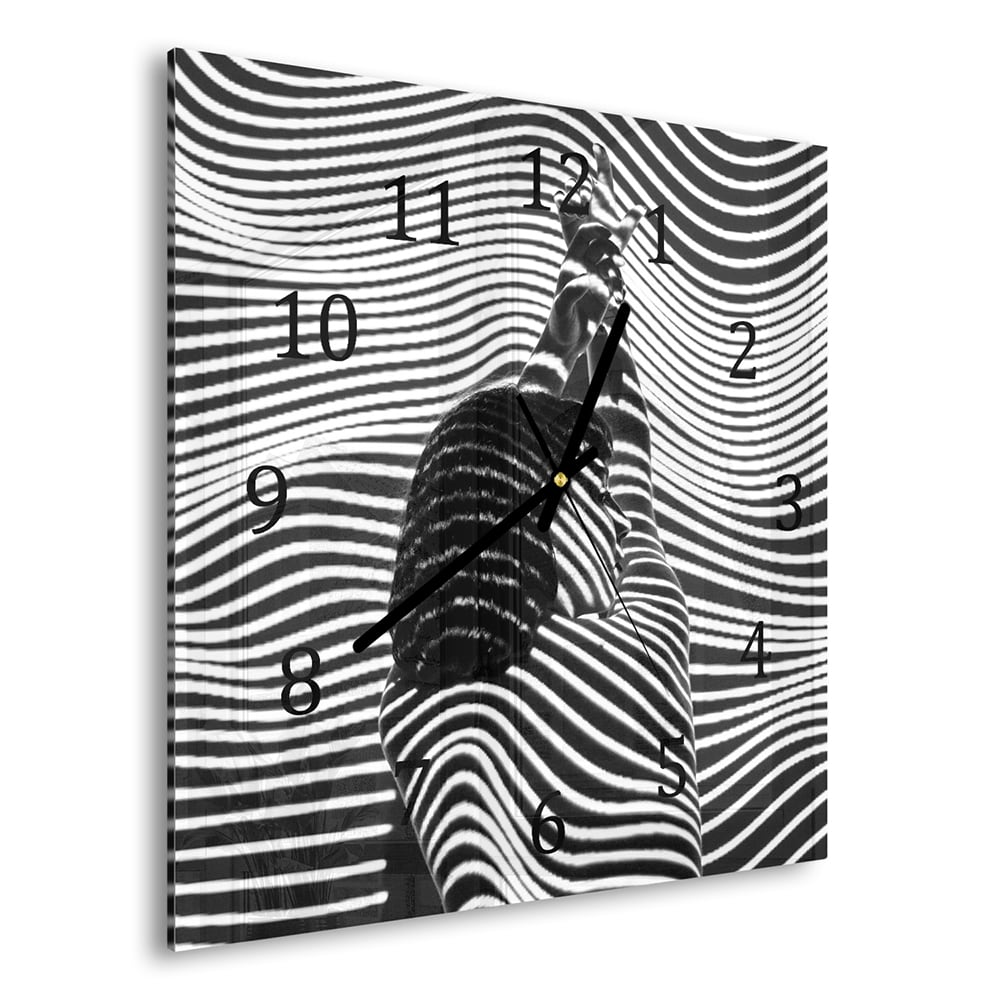 Wanduhr 30x30 - Schwarz-Weiß-Linienkunst