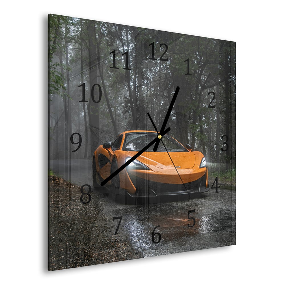 Wanduhr 30x30 - McLaren-Frontansicht