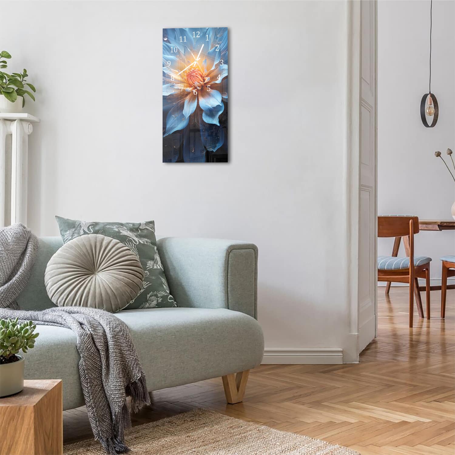 Wanduhr 30x60 - Strahlende blaue Dahlie