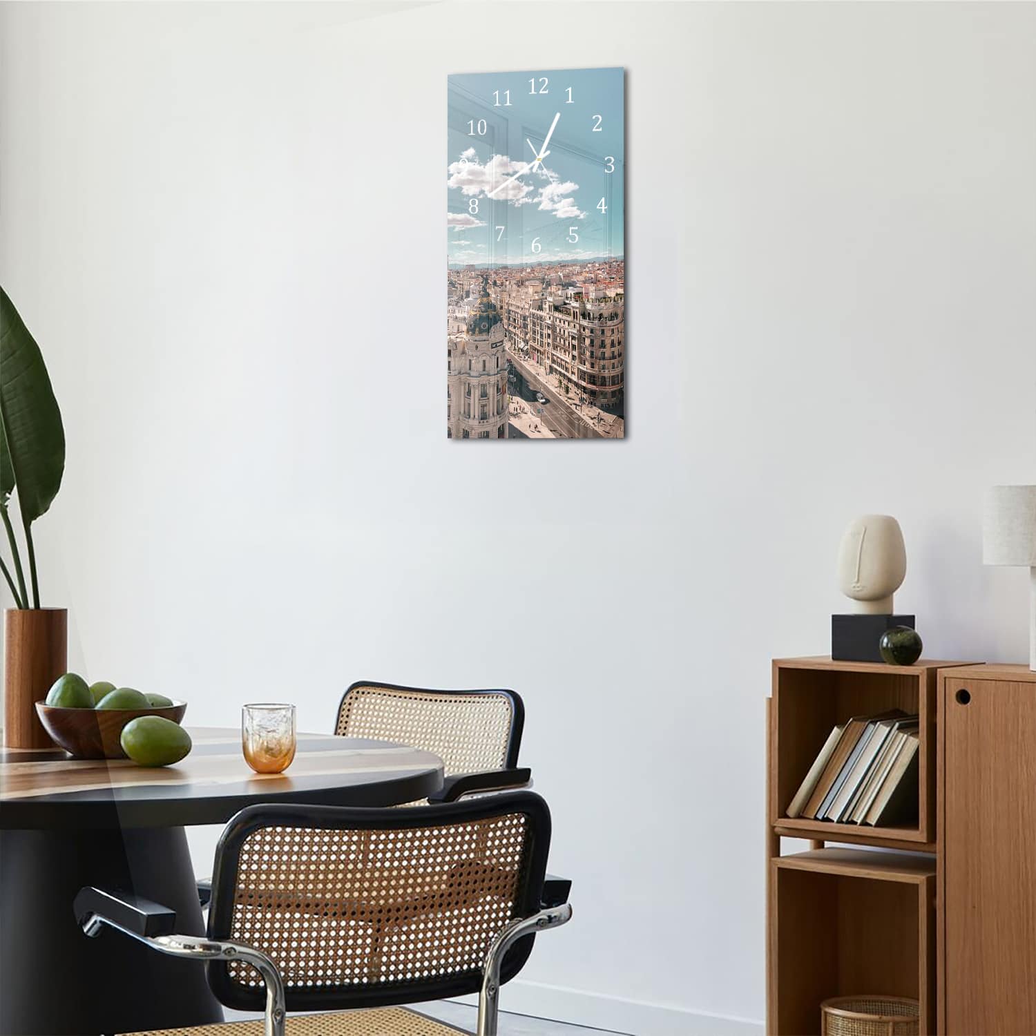 Wanduhr 30x60 - Straßen von Madrid