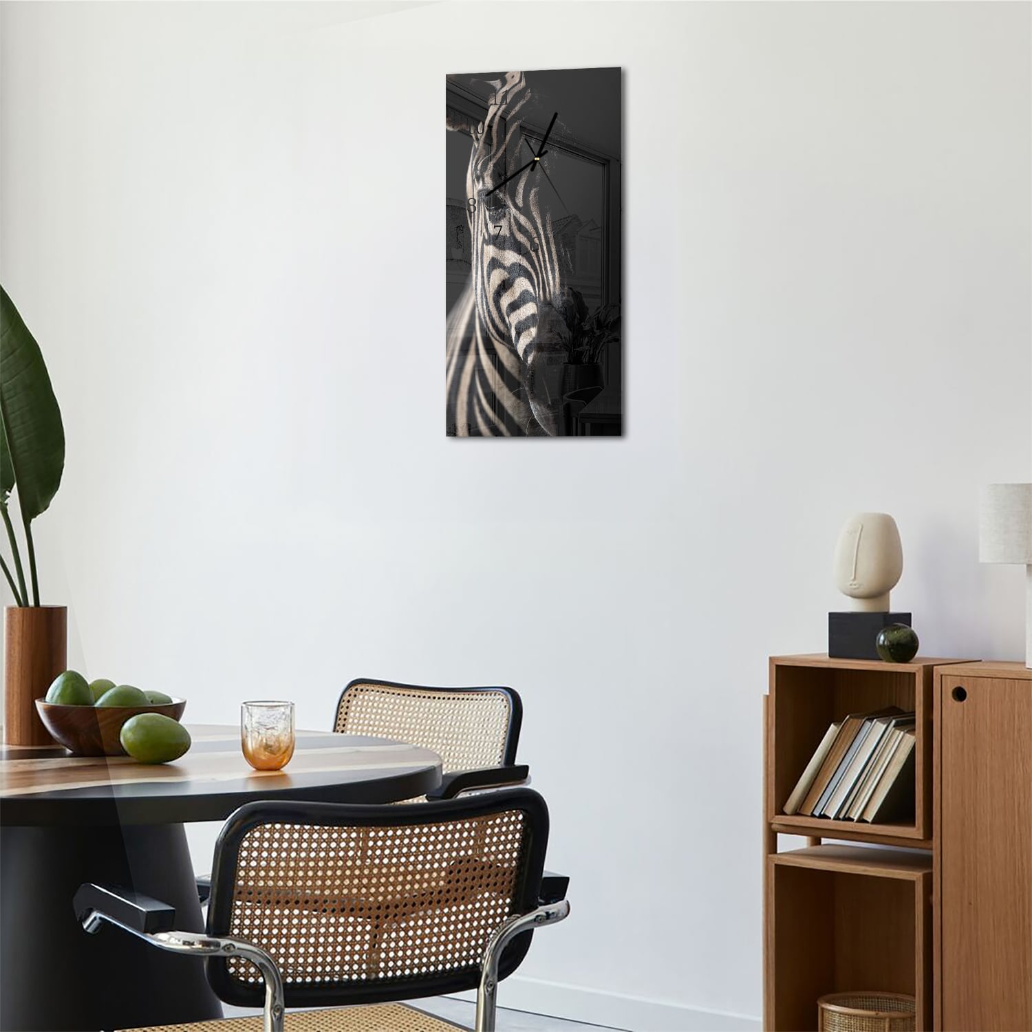 Wanduhr 30x60 - Zebra im Dunkeln