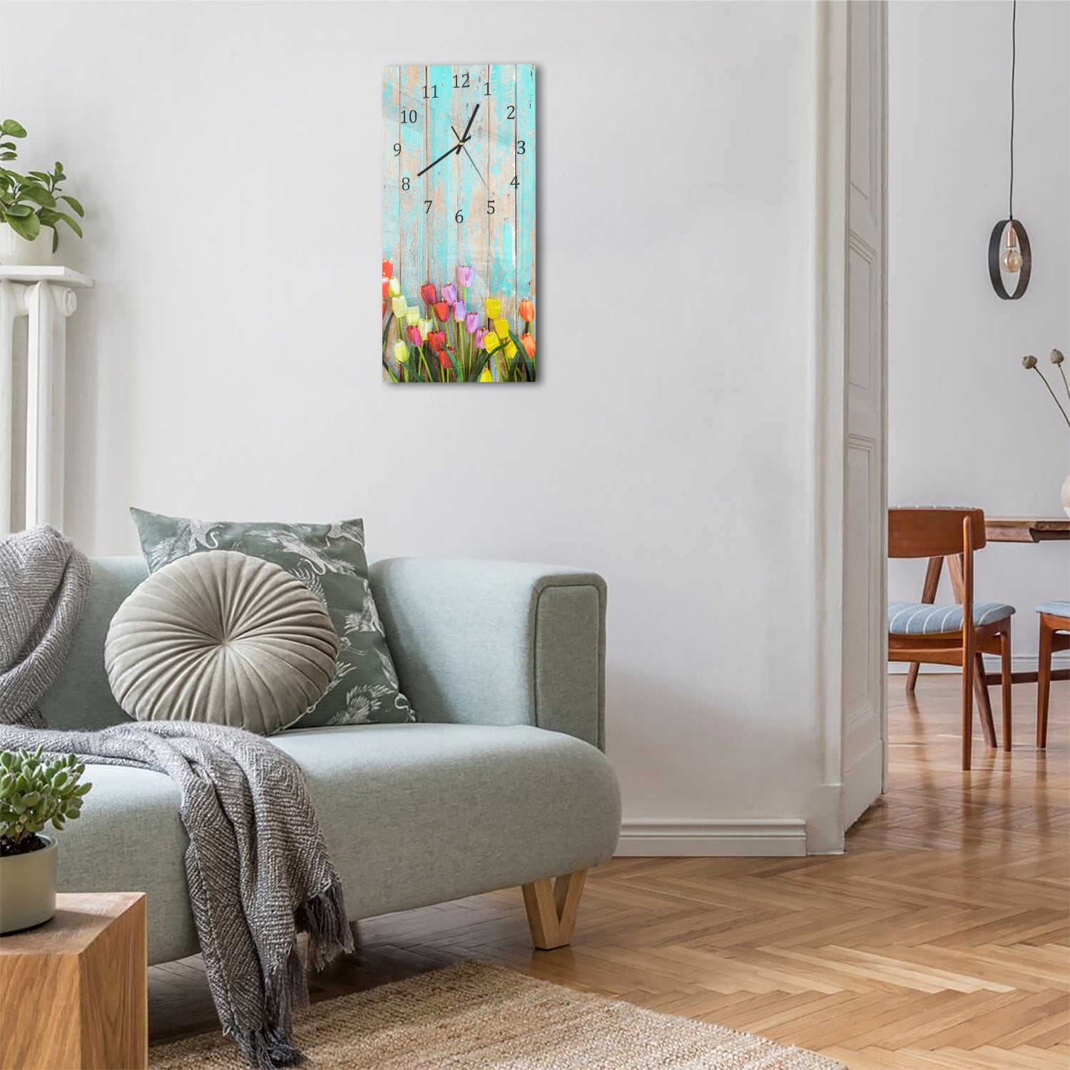 Wanduhr 30x60 - Tulpen vor Vintage-Holz