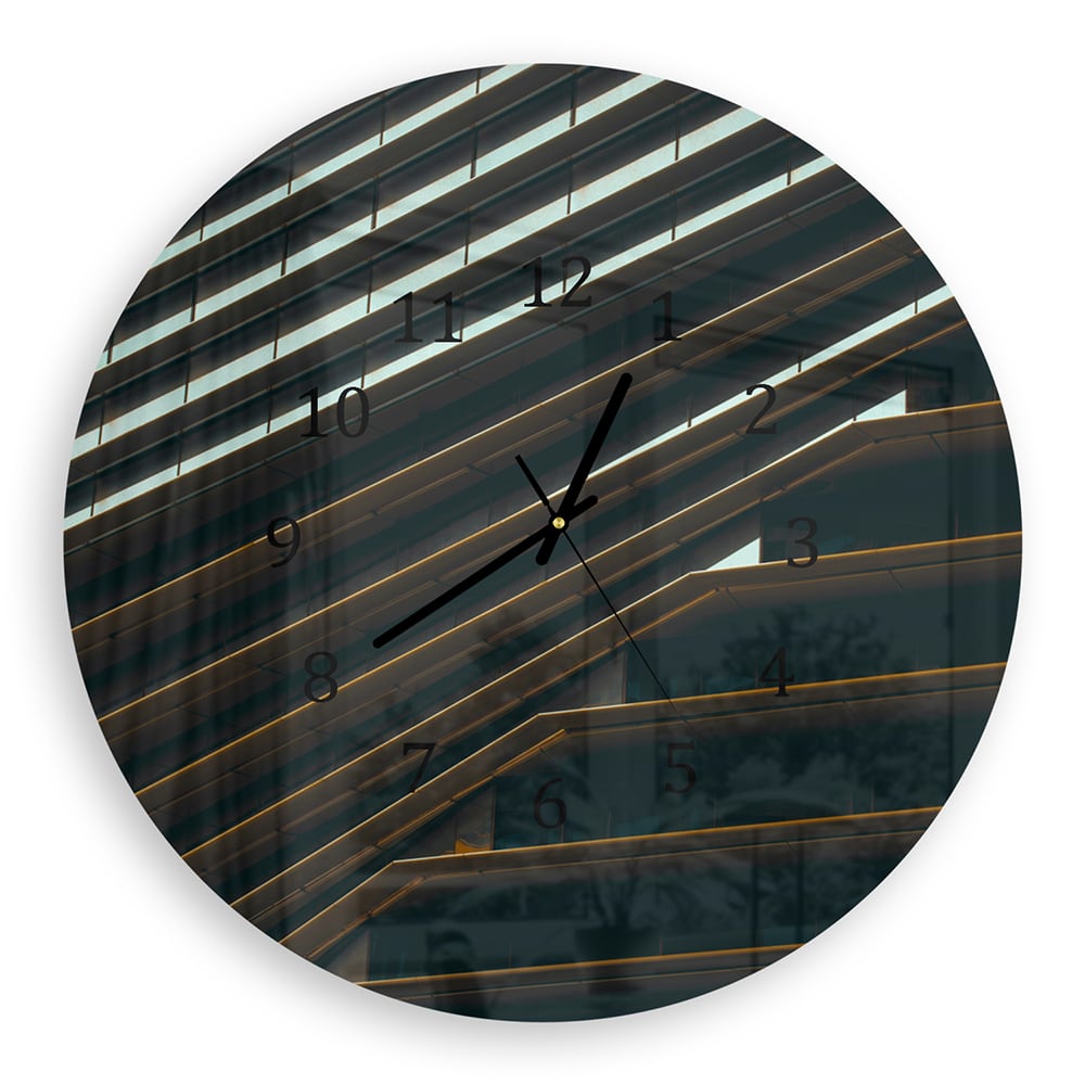 Wanduhr Rund - Nahaufnahme eines Gebäudes
