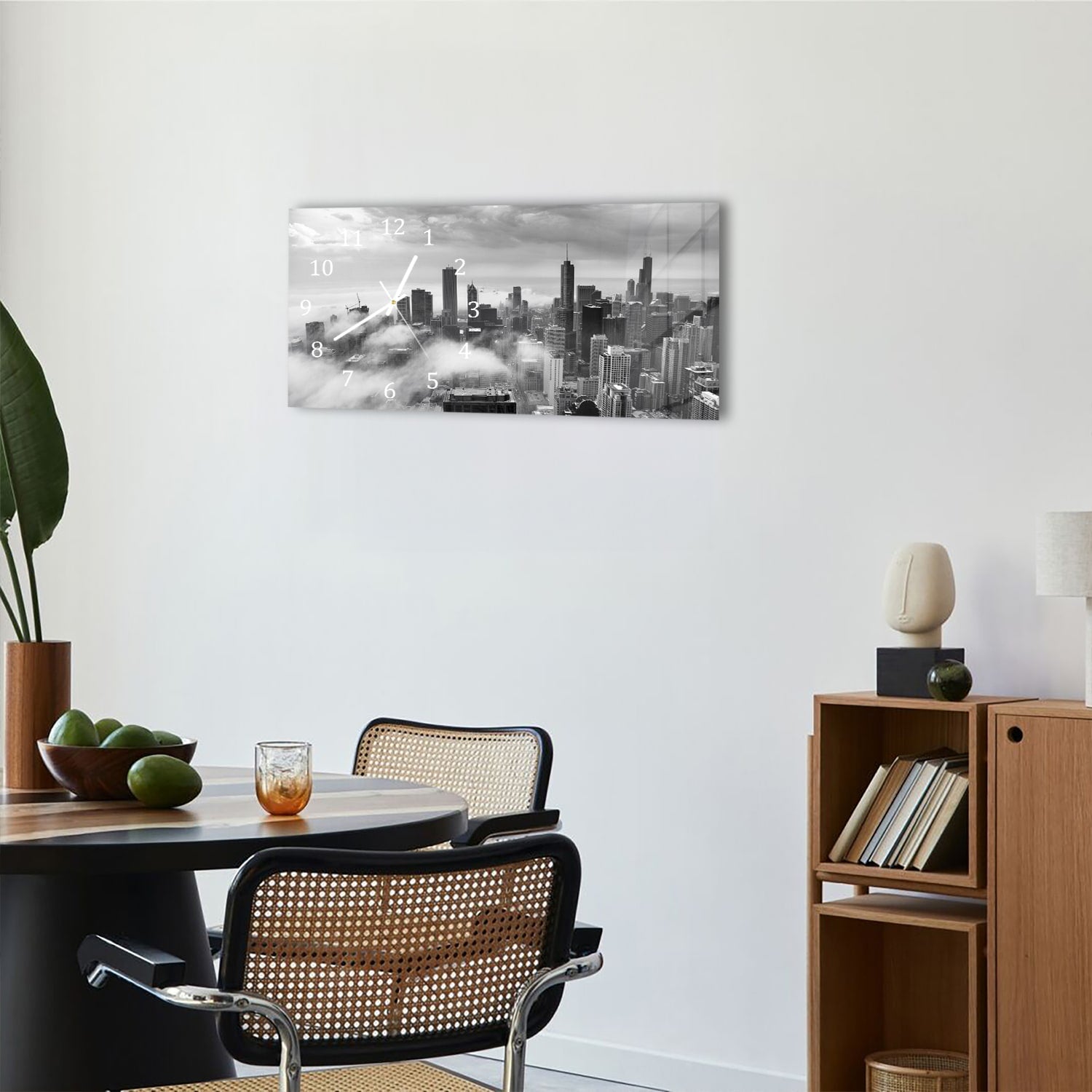 Wanduhr 60x30 - Chicago Skyline im Nebel