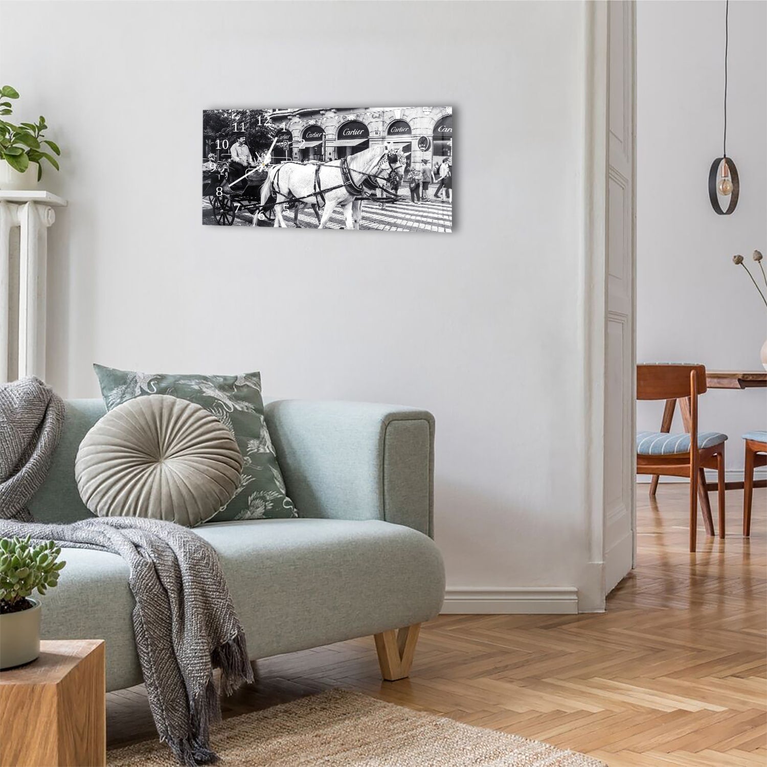 Wanduhr 60x30 - Pferd und Wagen vor Cartier-Geschäft