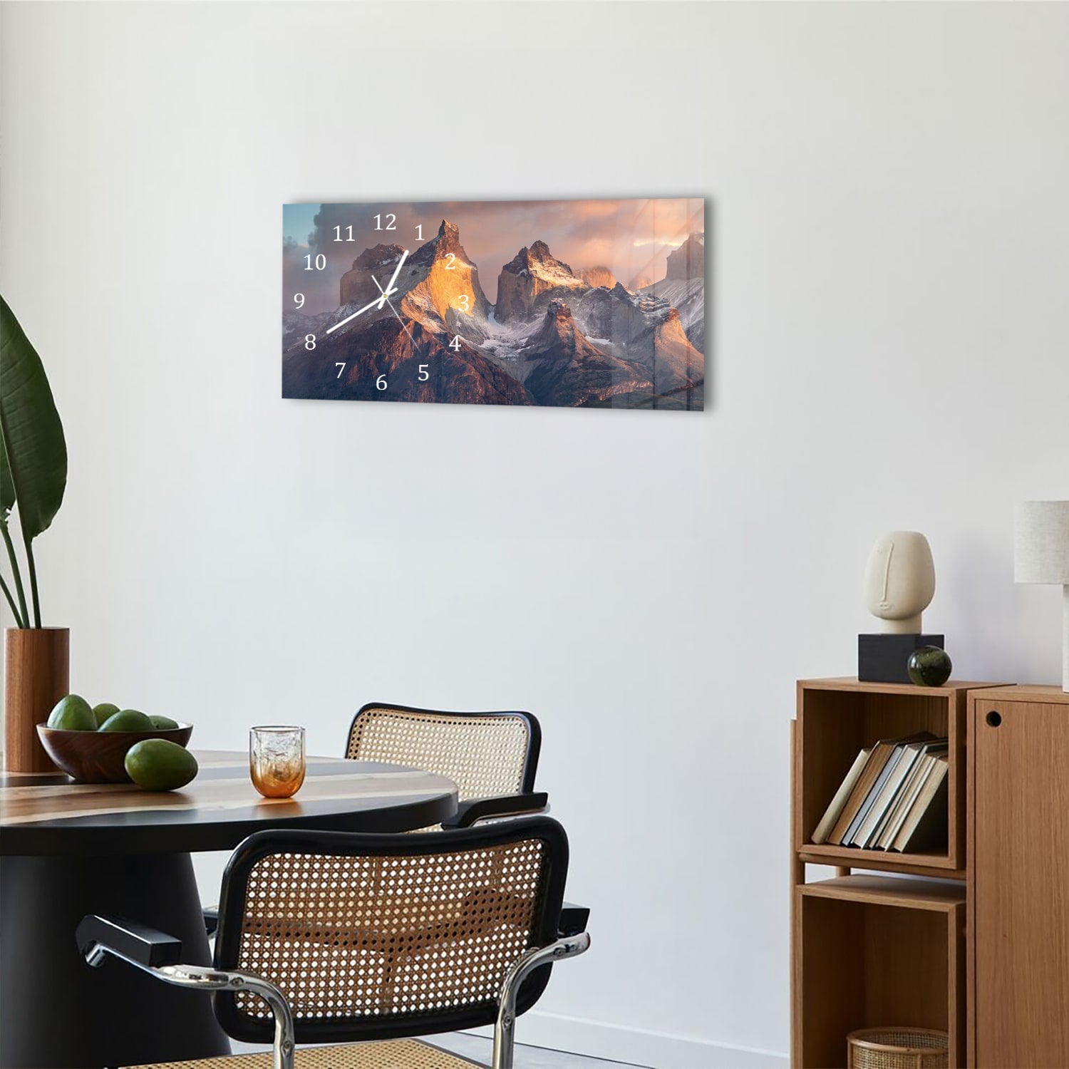 Wanduhr 60x30 - Rauhe Bergspitzen