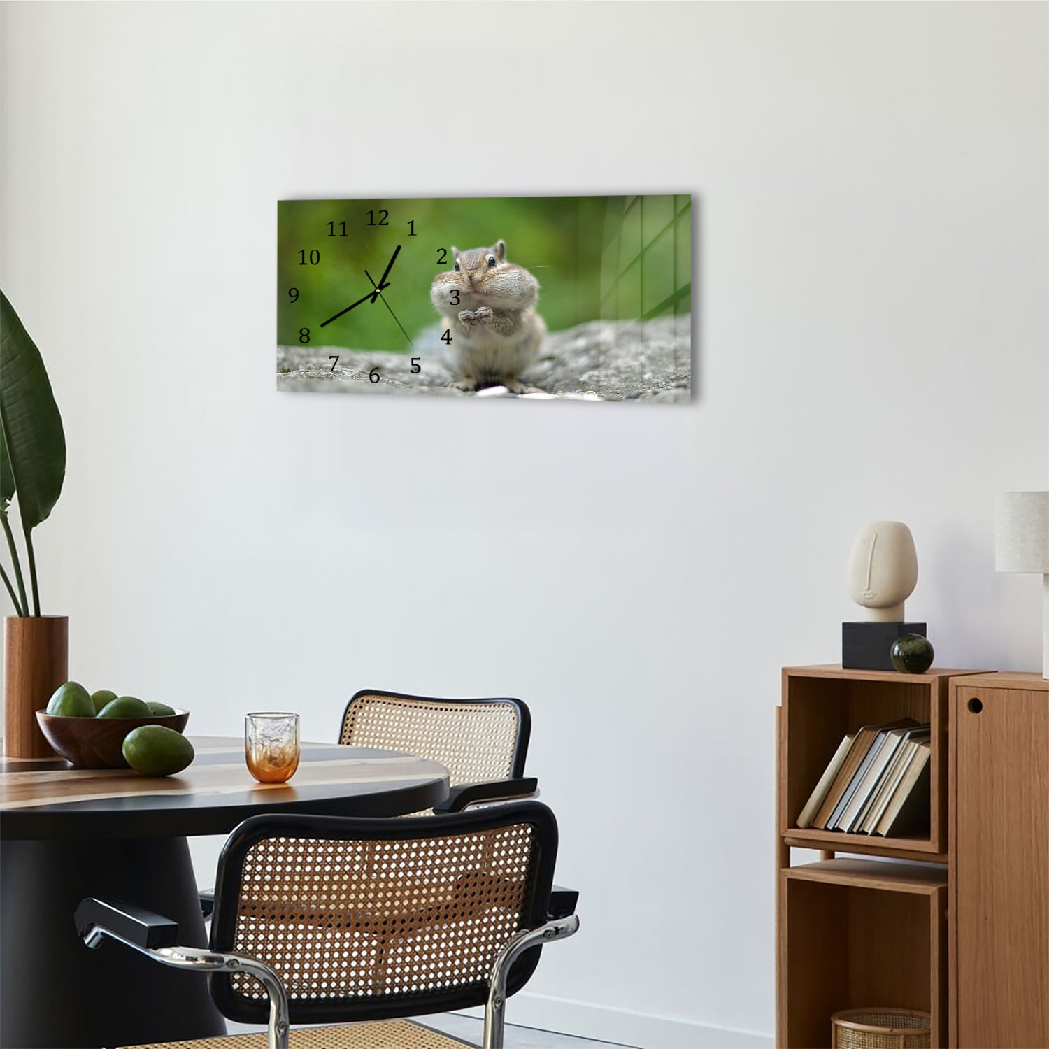 Wanduhr 60x30 - Eichhörnchen
