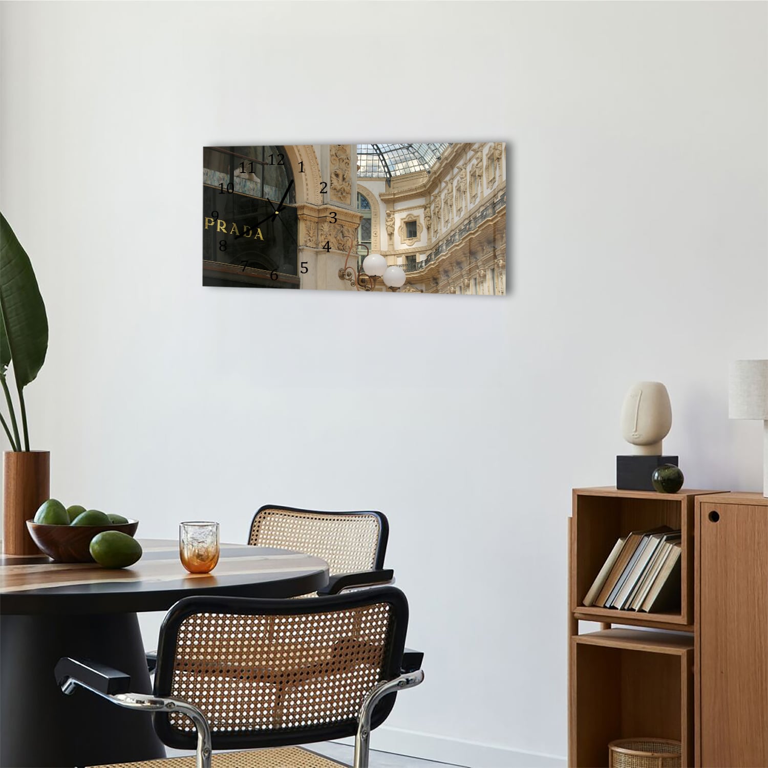 Wanduhr 60x30 - Prada-Geschäft