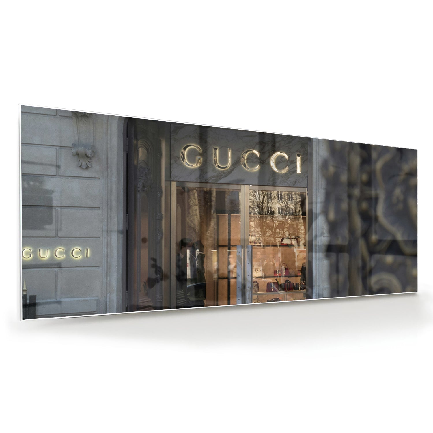 Stilvolles Glasbild mit Gucci-Schaufenster – Glasbild aus Sicherheitsglas, Größe 60x60
