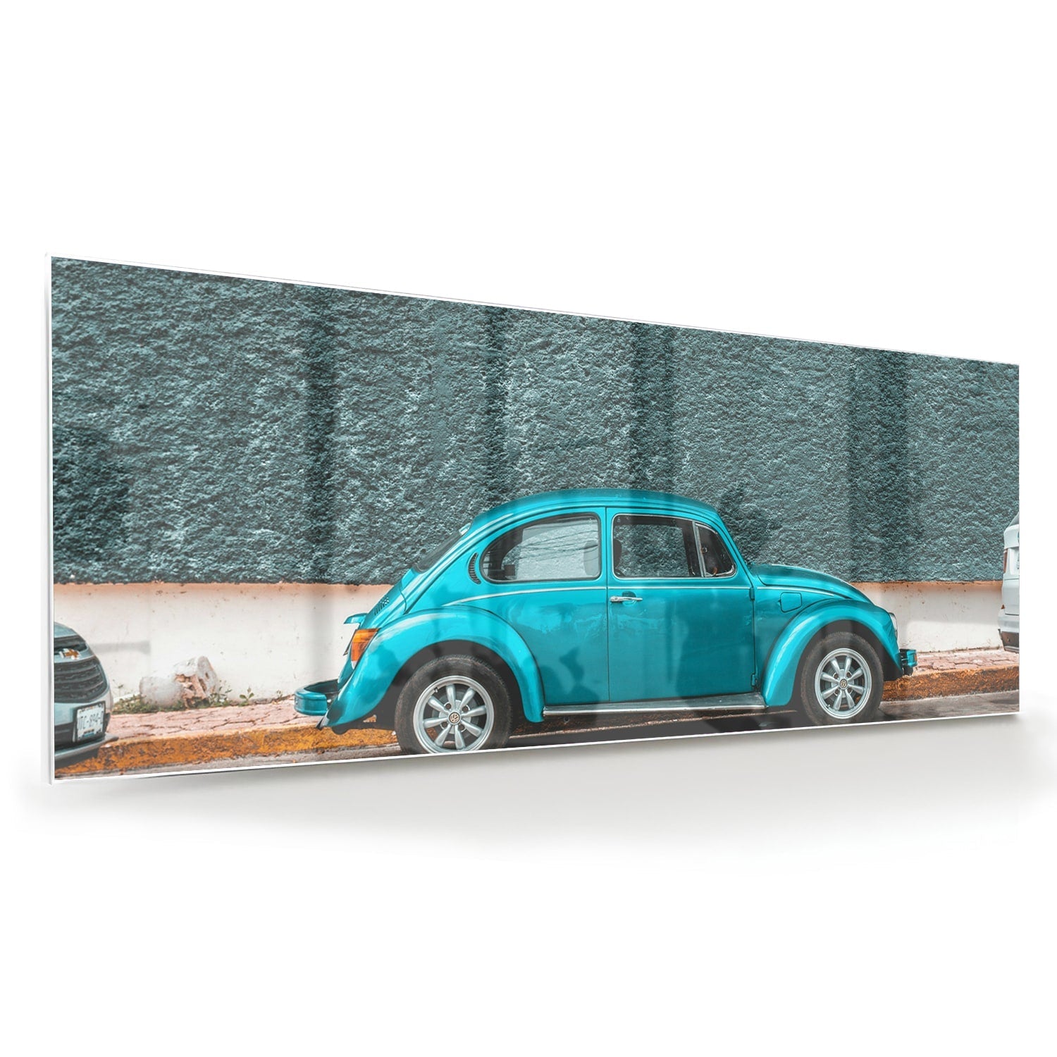 Stilvolles Glasbild mit einem türkisen Auto – Glasbild aus Sicherheitsglas, Größe 60x60
