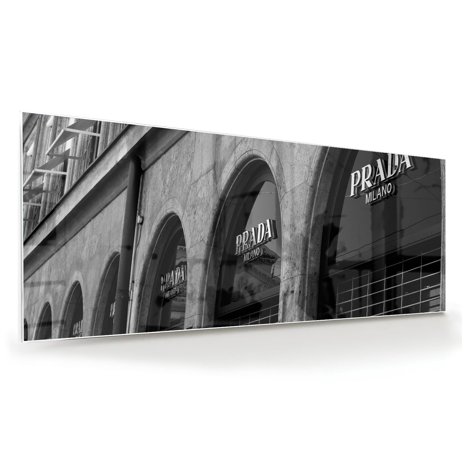 Elegantes Glasbild mit Prada-Schaufenster – Glasbild aus Sicherheitsglas, Größe 60x60