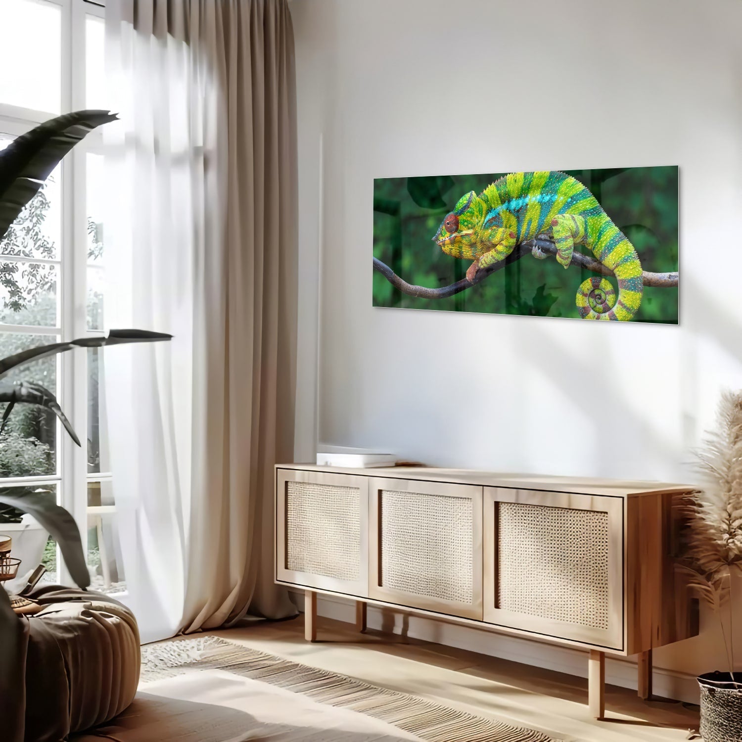Farbenfrohes Glasbild mit einem Chamäleon – Glasbild aus Sicherheitsglas, Größe 60x60_rond
