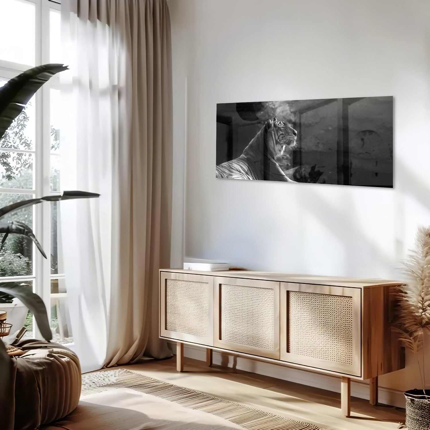 Schwarz-Weiß-Glasbild mit einem majestätischen Tiger – Glasbild aus Sicherheitsglas, Größe 60x60_rond
