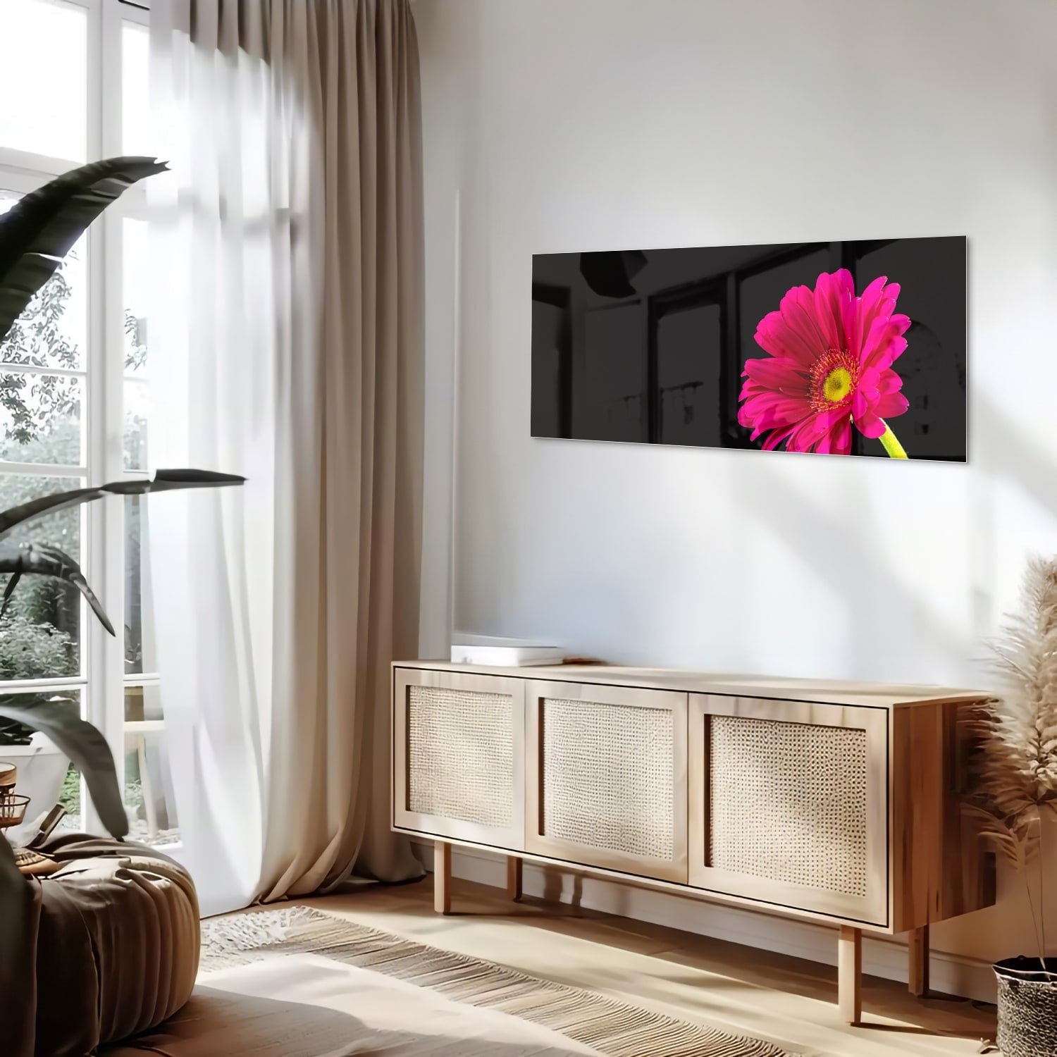 Glasbild – Wunderschöne rosa Gerbera auf schwarzem Hintergrund – Glasbild aus Sicherheitsglas, Größe 60x60_rond