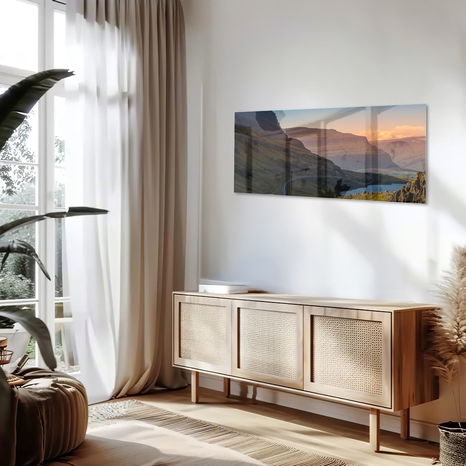 Atemberaubendes Glasbild mit Bergen und Fluss – Glasbild aus Sicherheitsglas, Größe 60x60_rond