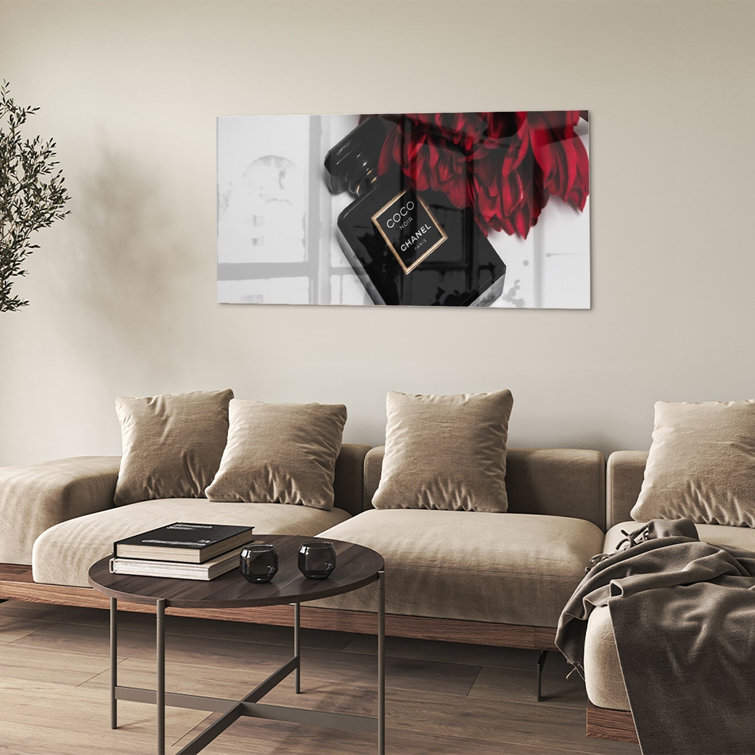 Elegantes Glasbild mit Parfüm und roten Blumen – Glasbild aus Sicherheitsglas, Größe 90x60