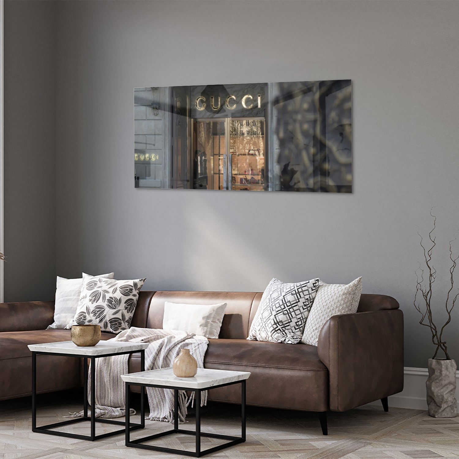 Stilvolles Glasbild mit Gucci-Schaufenster – Glasbild aus Sicherheitsglas, Größe 40x40_rond