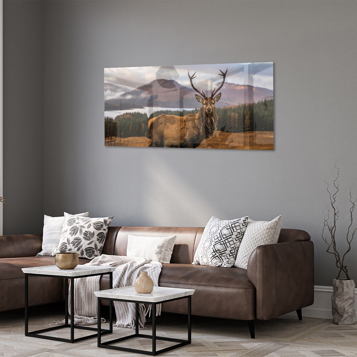 Glasbild mit majestätischem Hirsch – Glasbild aus Sicherheitsglas, Größe 40x40_rond