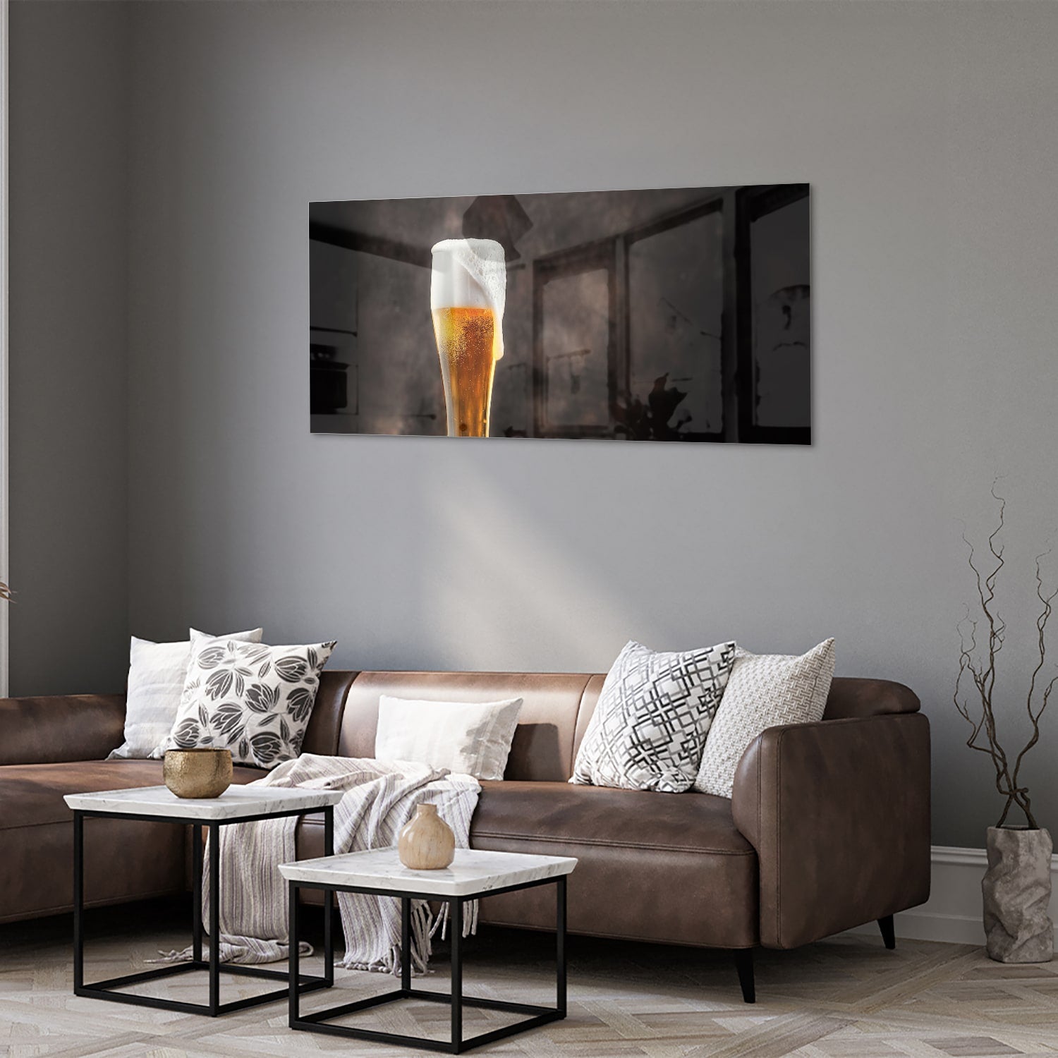 Stilvolles Glasbild mit einem Bier – Glasbild aus Sicherheitsglas, Größe 40x40_rond