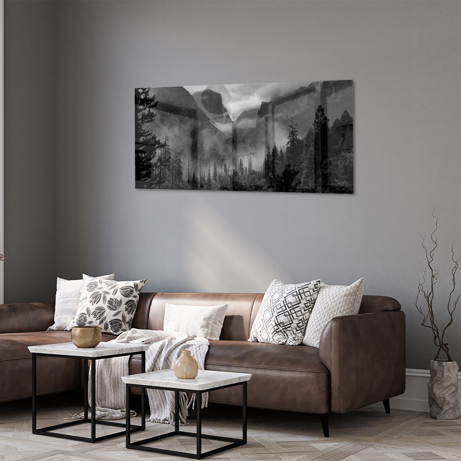 Schwarz-Weiß-Glasbild mit Berglandschaft – Glasbild aus Sicherheitsglas, Größe 40x40_rond