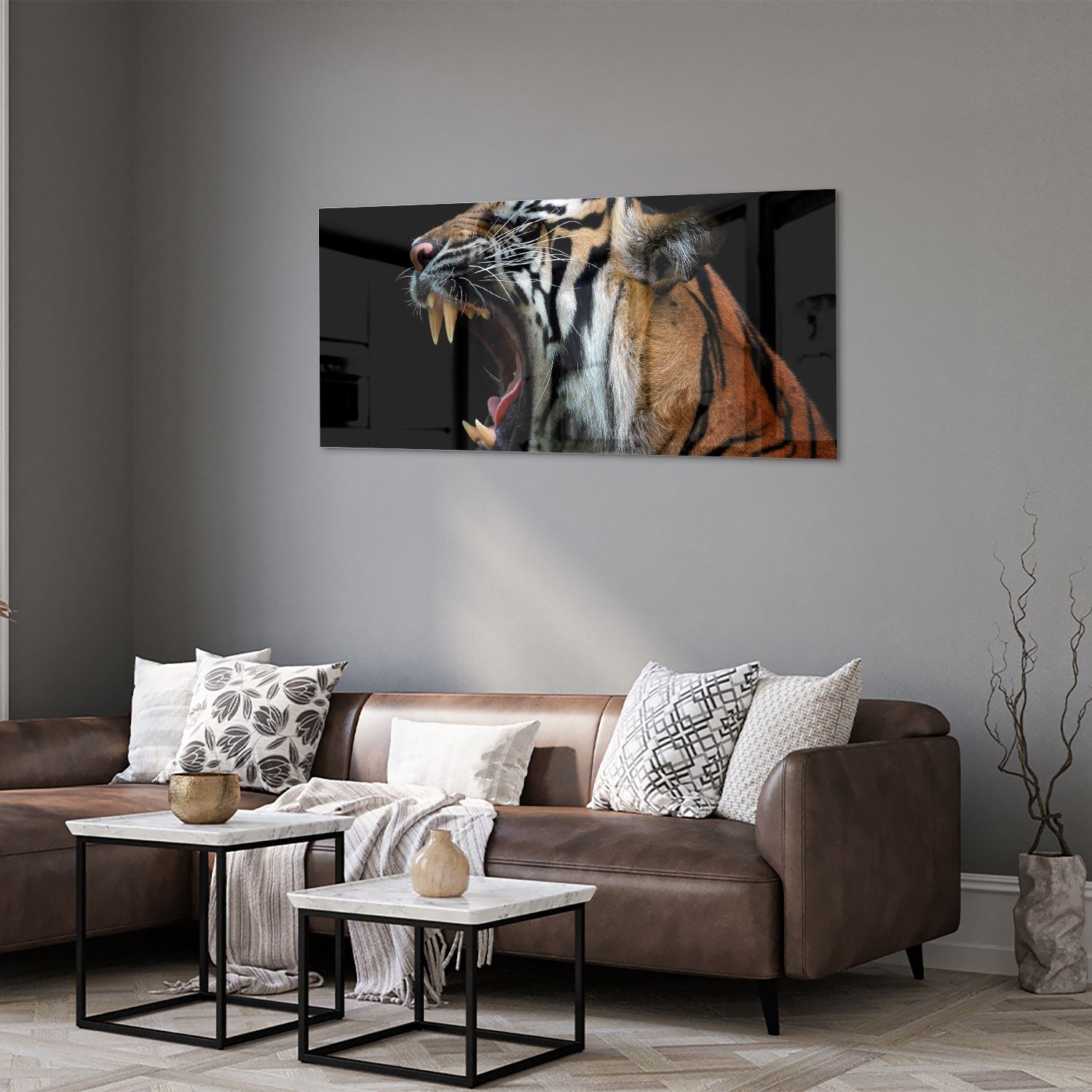 Beeindruckendes Glasbild mit einem brüllenden Tiger – Glasbild aus Sicherheitsglas, Größe 40x40_rond