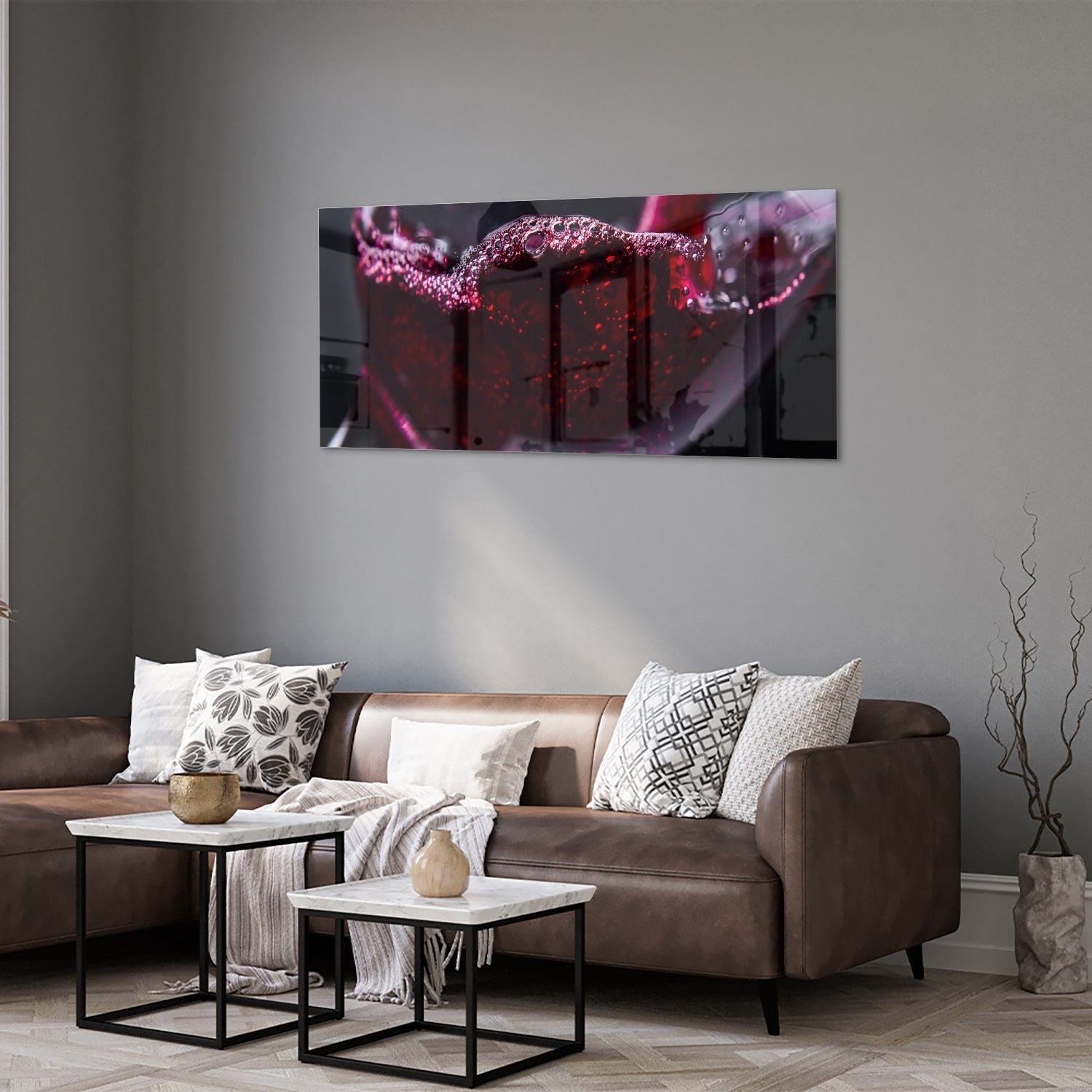 Glasbild – Farbiger Rotwein in einem Glas – Glasbild aus Sicherheitsglas, Größe 40x40_rond