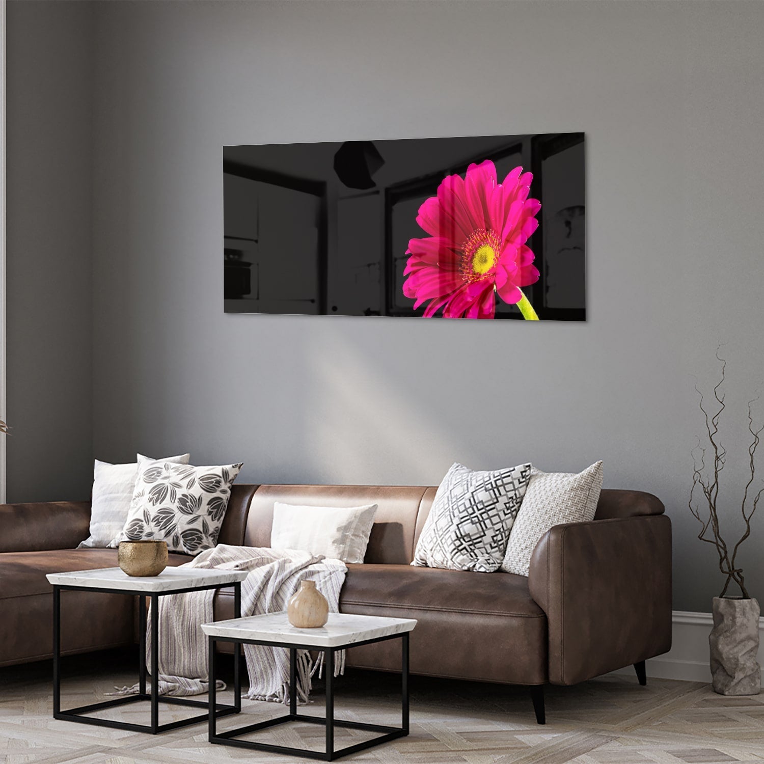 Glasbild – Wunderschöne rosa Gerbera auf schwarzem Hintergrund – Glasbild aus Sicherheitsglas, Größe 40x40_rond