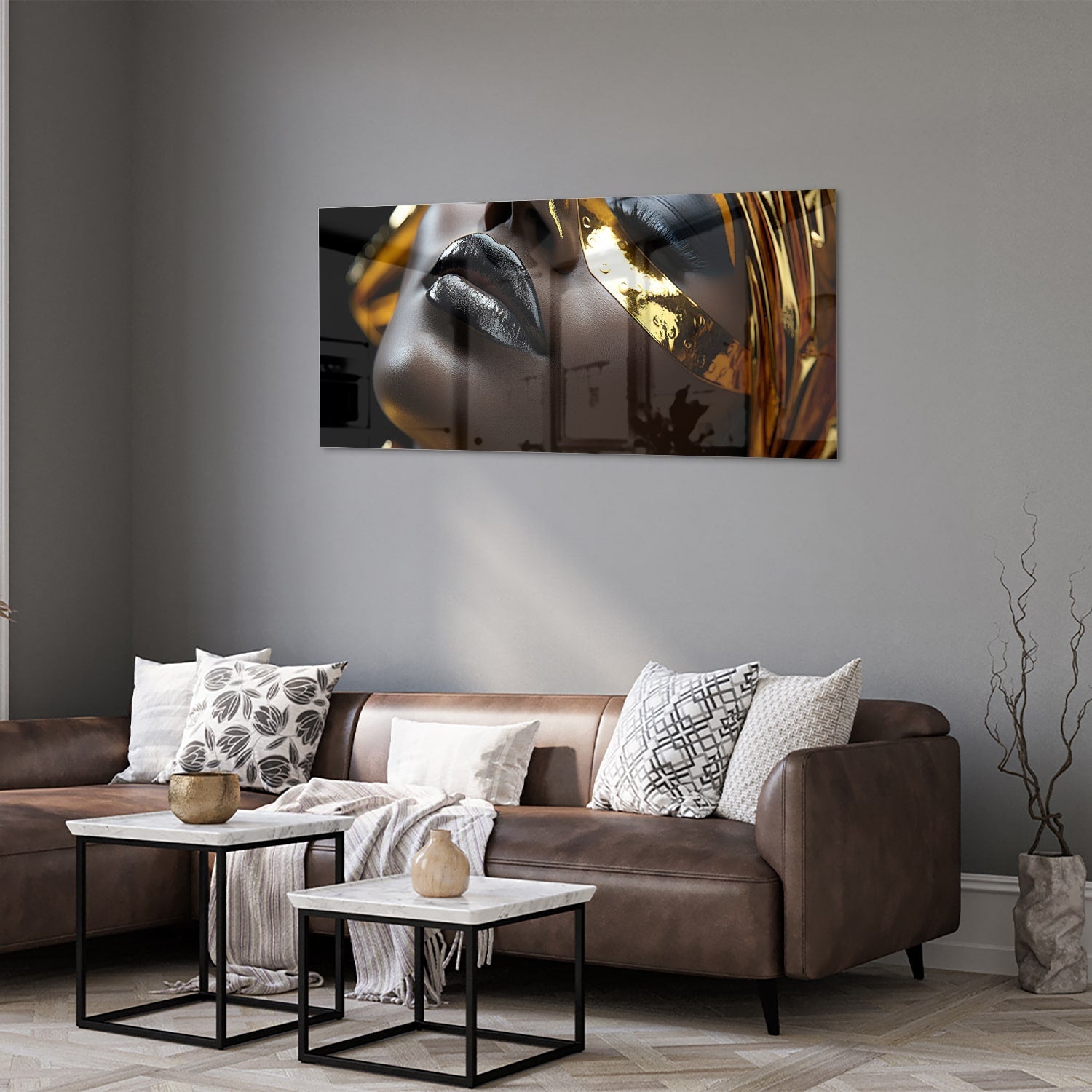 Goldenes und schwarzes Glasbild mit weiblichem Gesicht – Glasbild aus Sicherheitsglas, Größe 40x40_rond