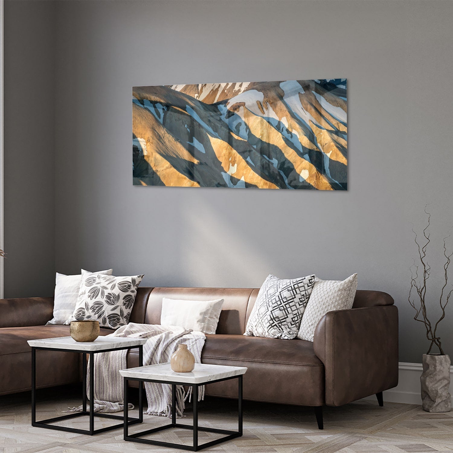 Glasbild mit Bergen und sanften Farben – Glasbild aus Sicherheitsglas, Größe 40x40_rond