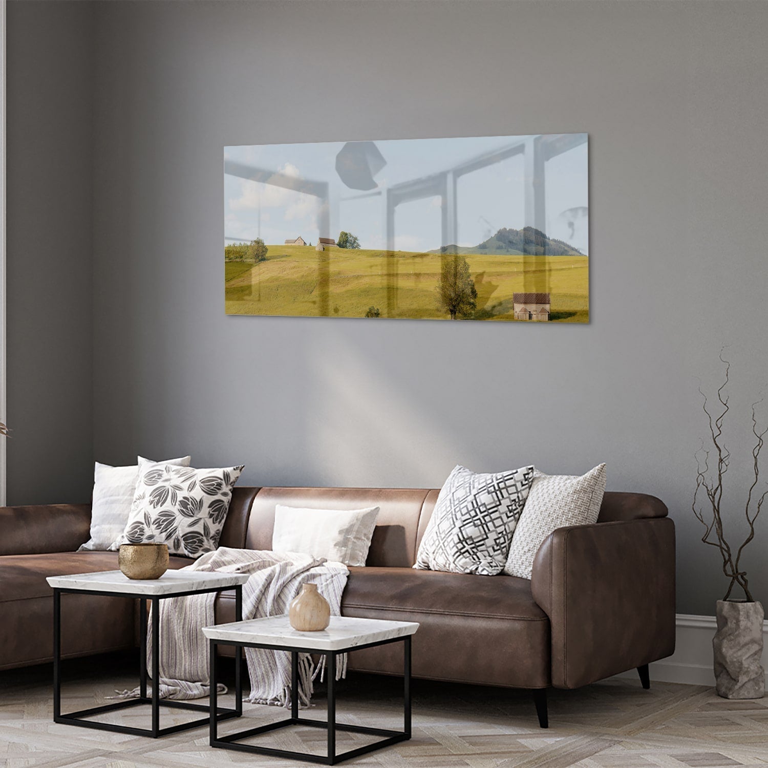 Glasbild mit grünen Hügeln in der Landschaft – Glasbild aus Sicherheitsglas, Größe 40x40_rond