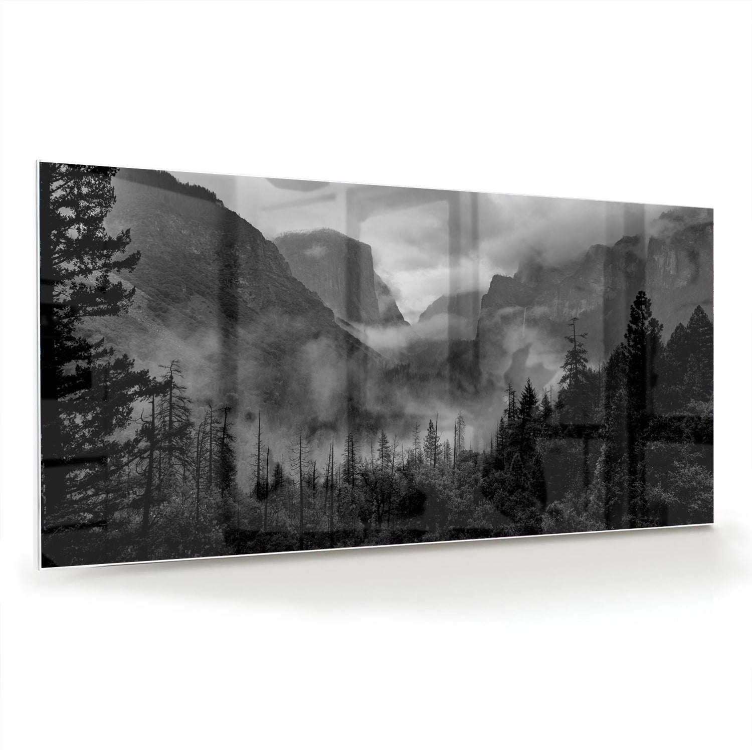 Schwarz-Weiß-Glasbild mit Berglandschaft – Glasbild aus Sicherheitsglas, Größe 70x70_rond