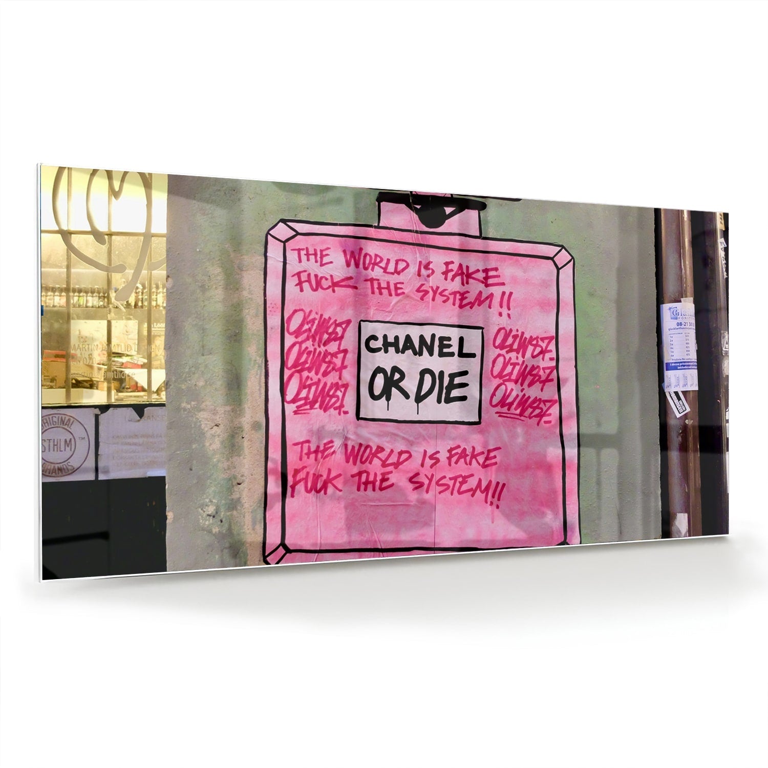 Stilvolles Glasbild: 'Chanel or Die' – Glasbild aus Sicherheitsglas, Größe 70x70_rond