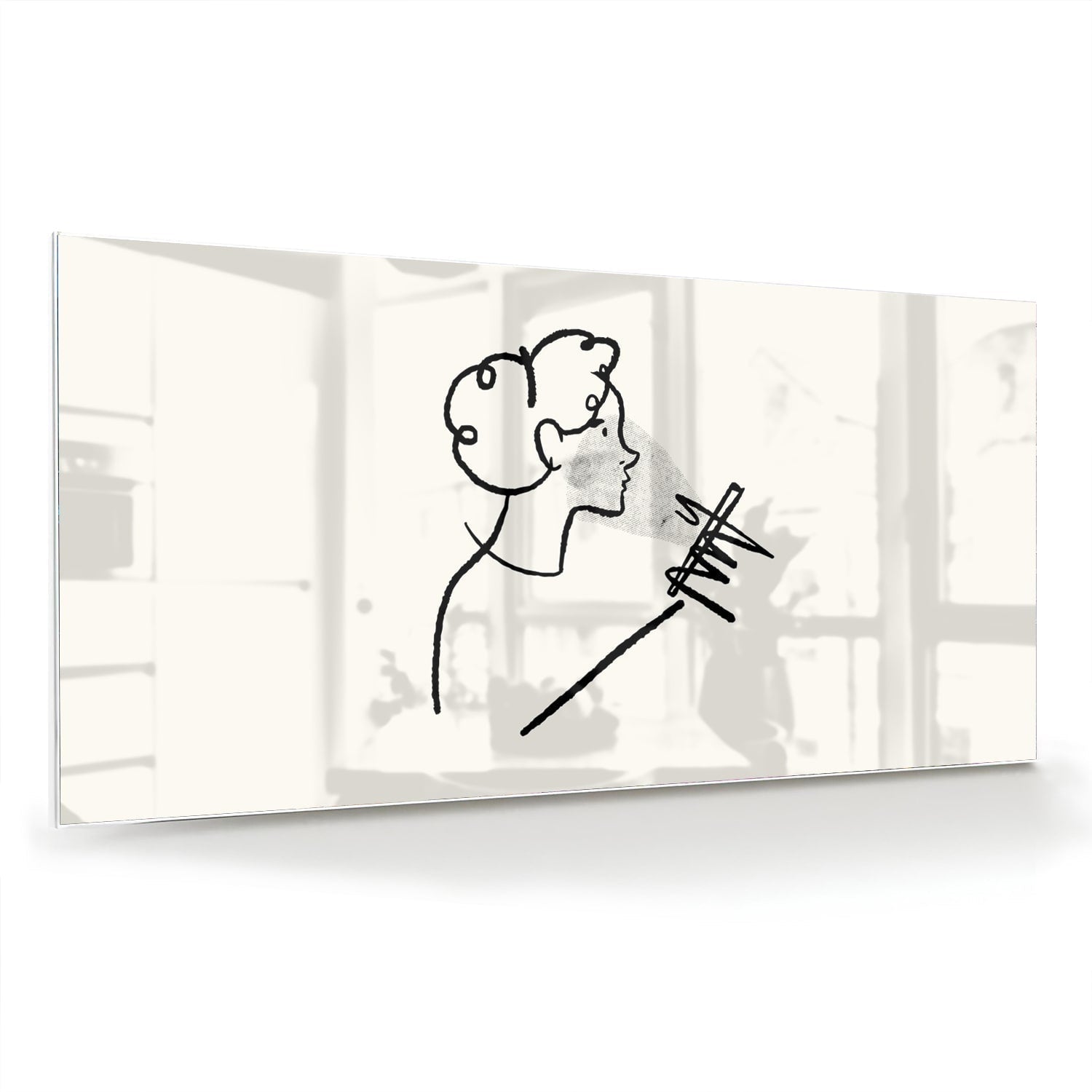 Minimalistisch glazen schilderij met abstracte lijntekening van een figuur.