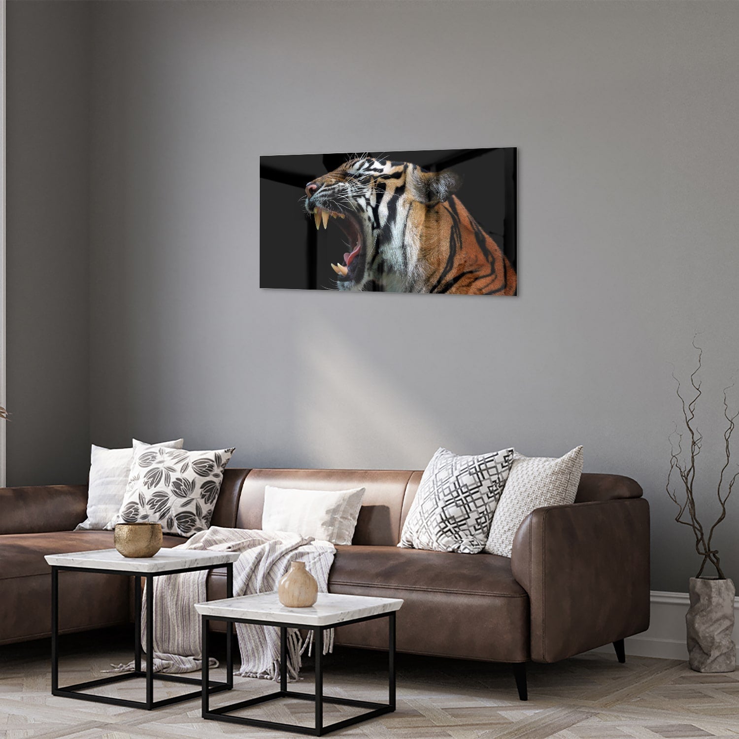 Beeindruckendes Glasbild mit einem brüllenden Tiger – Glasbild aus Sicherheitsglas, Größe 125x50