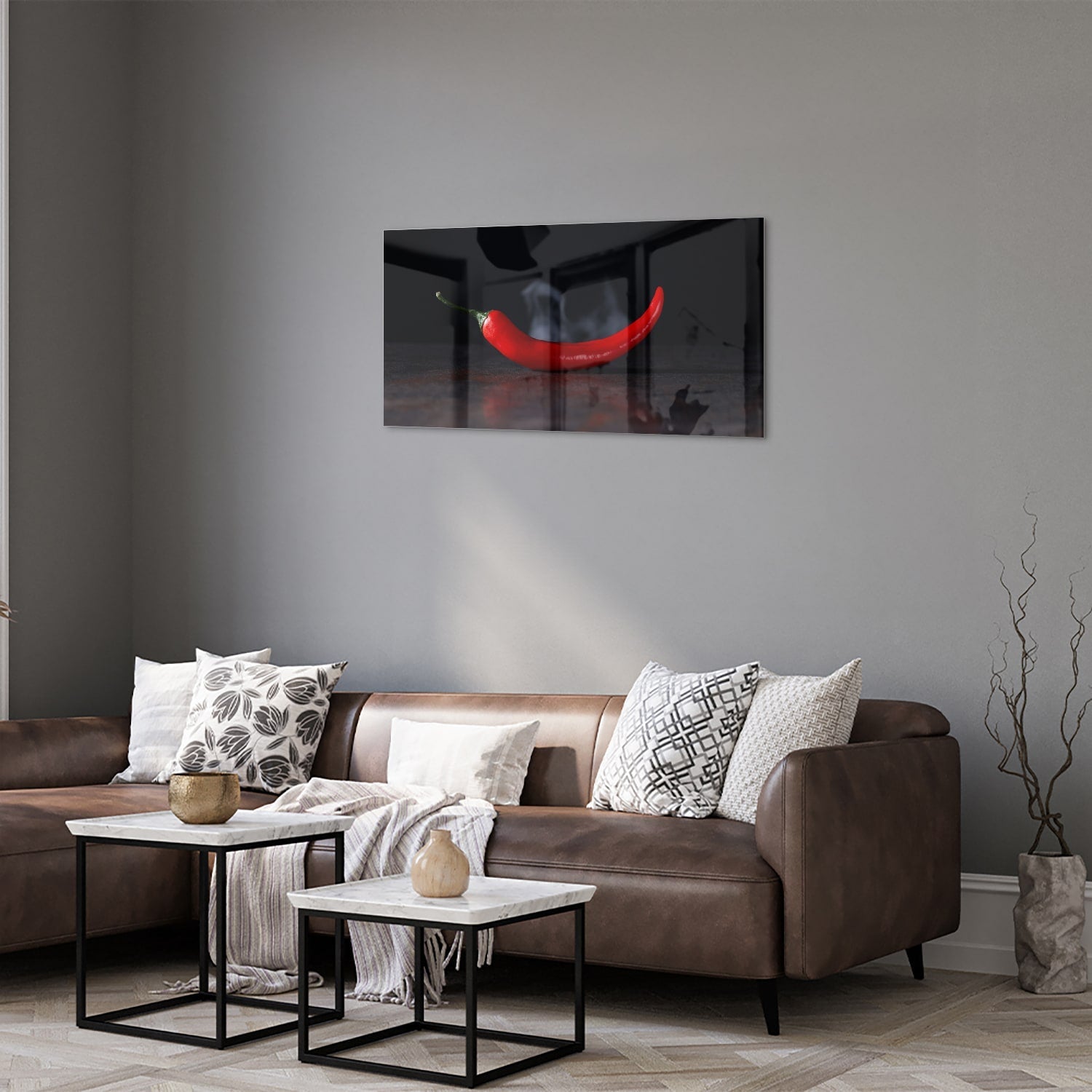 Glasbild – Tiefrote Paprika auf schwarzem Hintergrund – Glasbild aus Sicherheitsglas, Größe 125x50