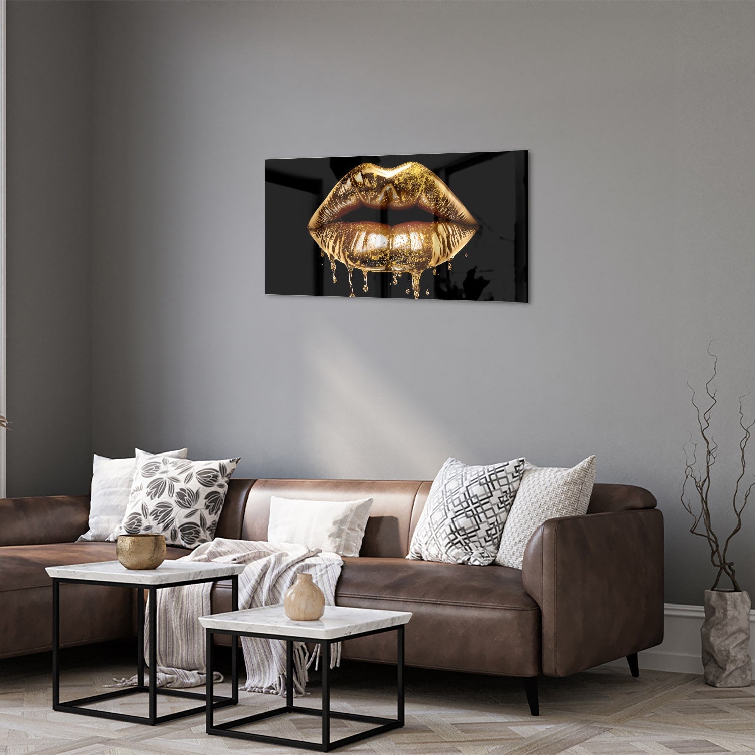 Glasbild mit goldenen Lippen – Wanddekoration für elegante Innenräume – Glasbild aus Sicherheitsglas, Größe 125x50