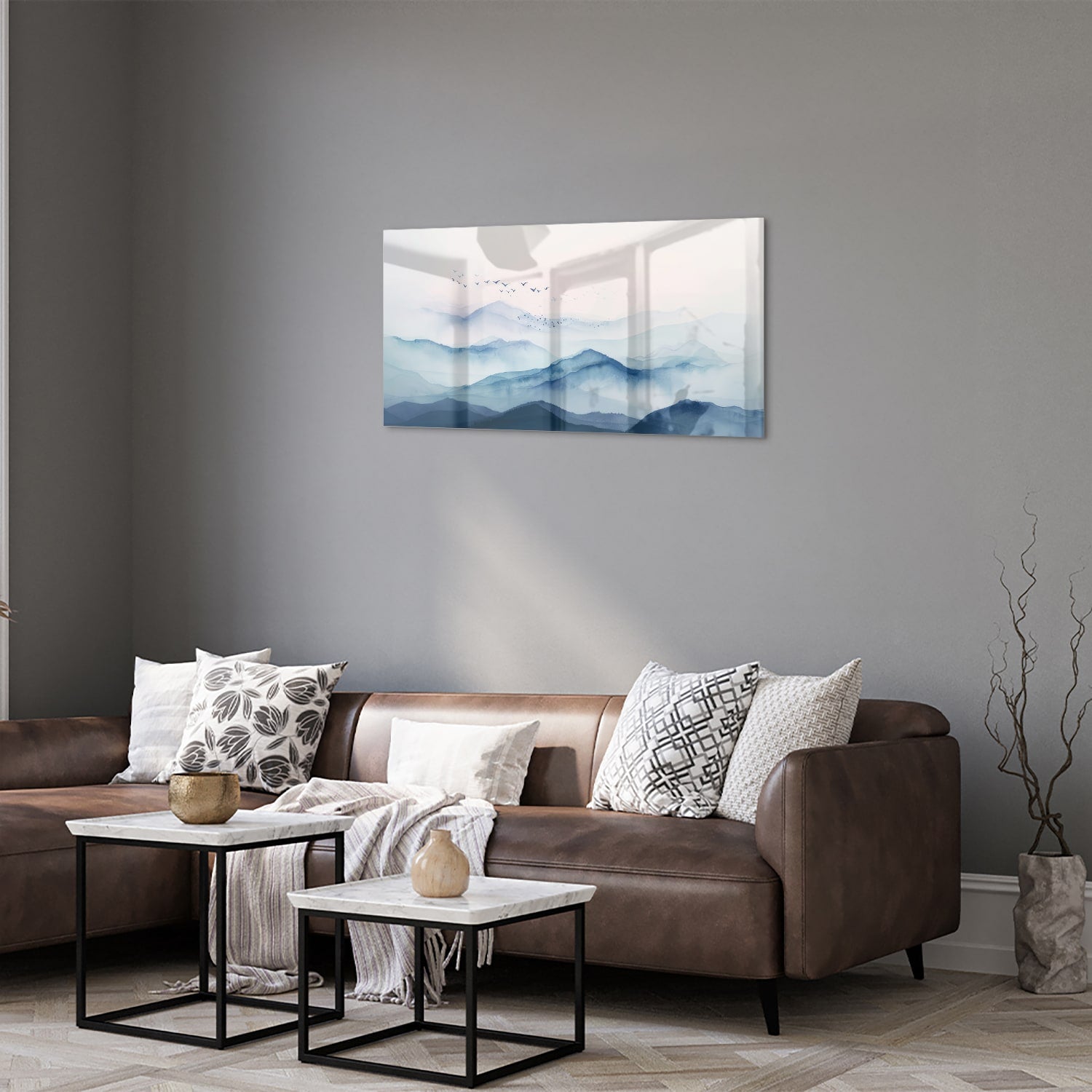 Ruhiges Glasbild mit blauen Bergen – Glasbild aus Sicherheitsglas, Größe 125x50