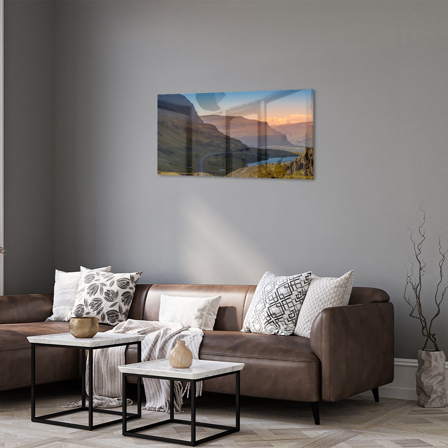 Atemberaubendes Glasbild mit Bergen und Fluss – Glasbild aus Sicherheitsglas, Größe 125x50